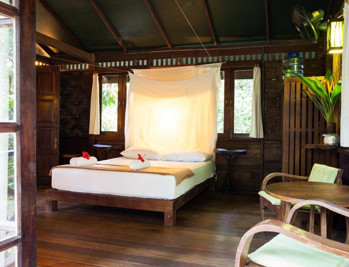 Our Jungle House - Sha Certified 3* Khao Sok National Park